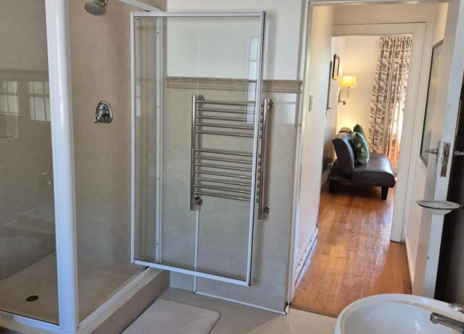 Pine House - Self-Catering Apartment Cape Town