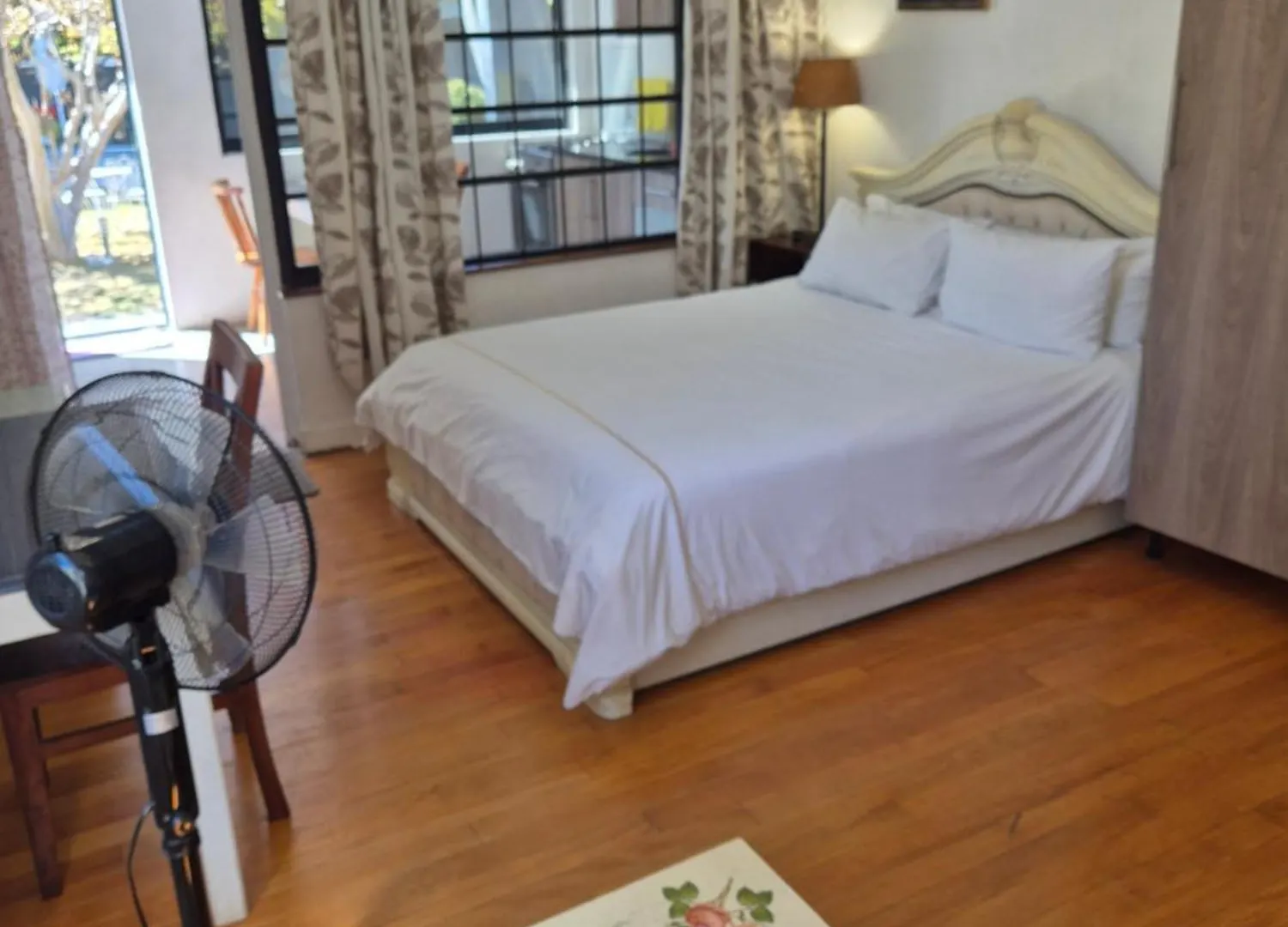 Pine House - Self-Catering Apartment Cape Town